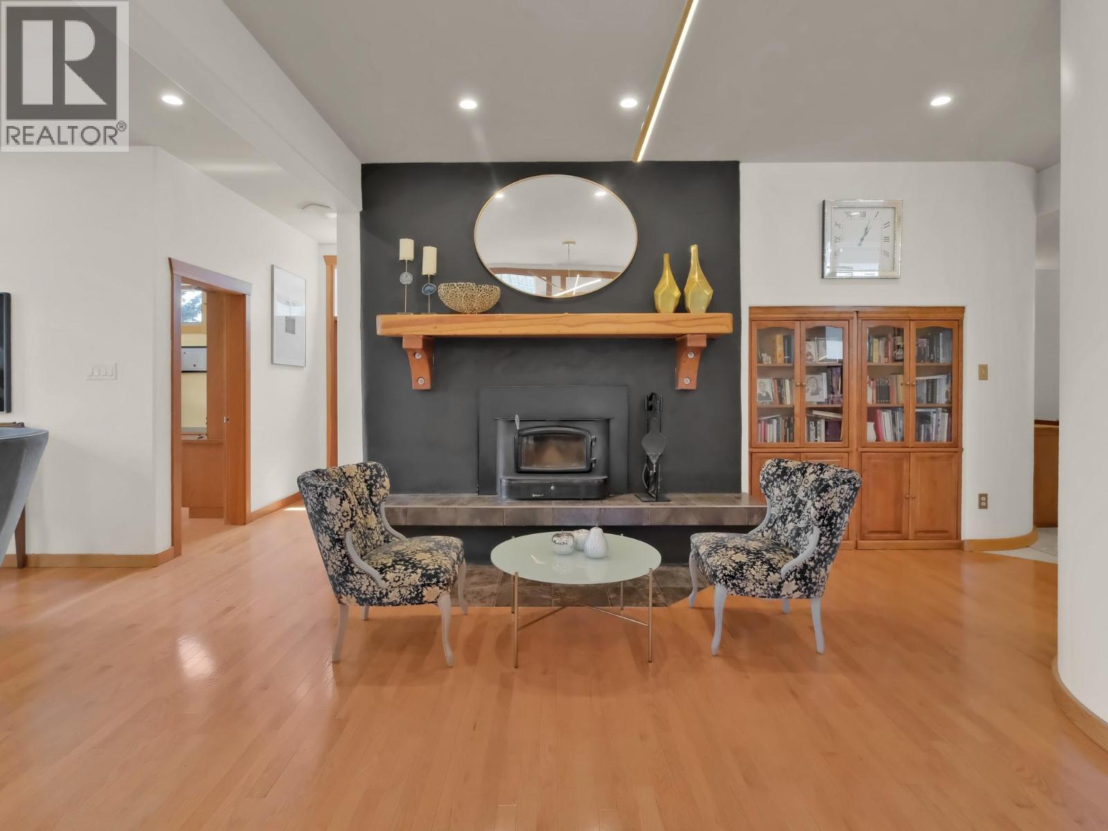 119 SUNGLO Drive - 7