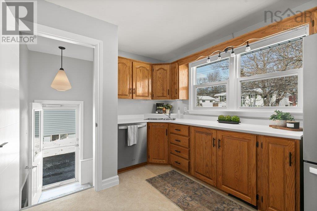 Property 11 of 45 of 29 Caudle Park Crescent