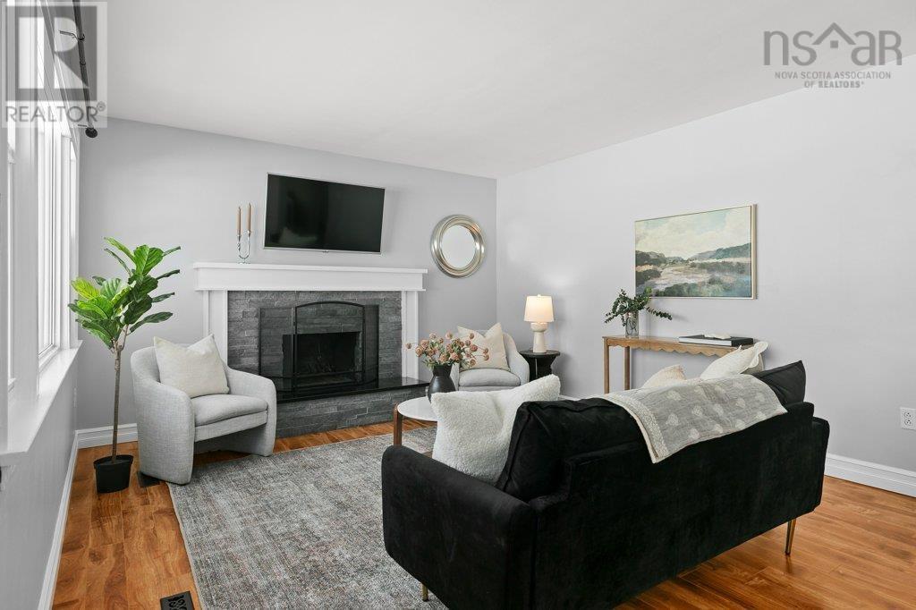 Property 3 of 45 of 29 Caudle Park Crescent