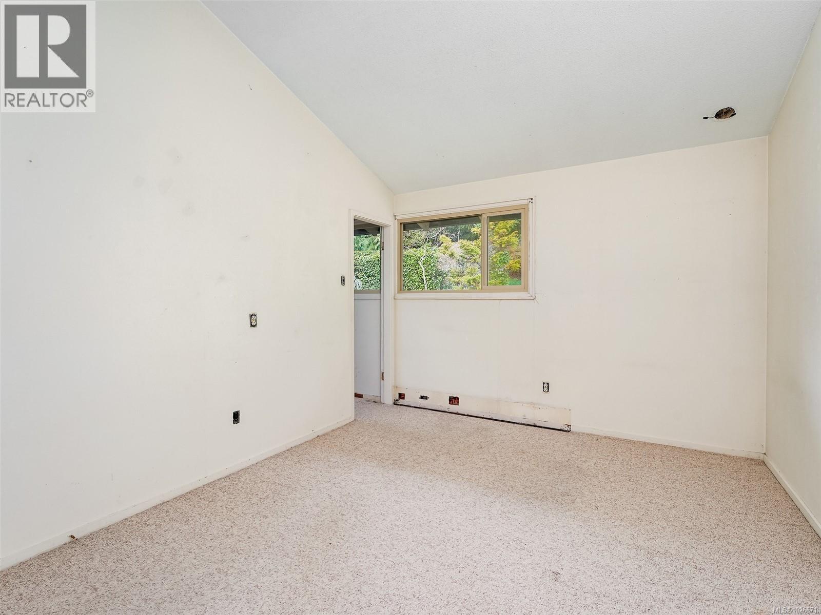  930 Royal Oak Drive, Saanich