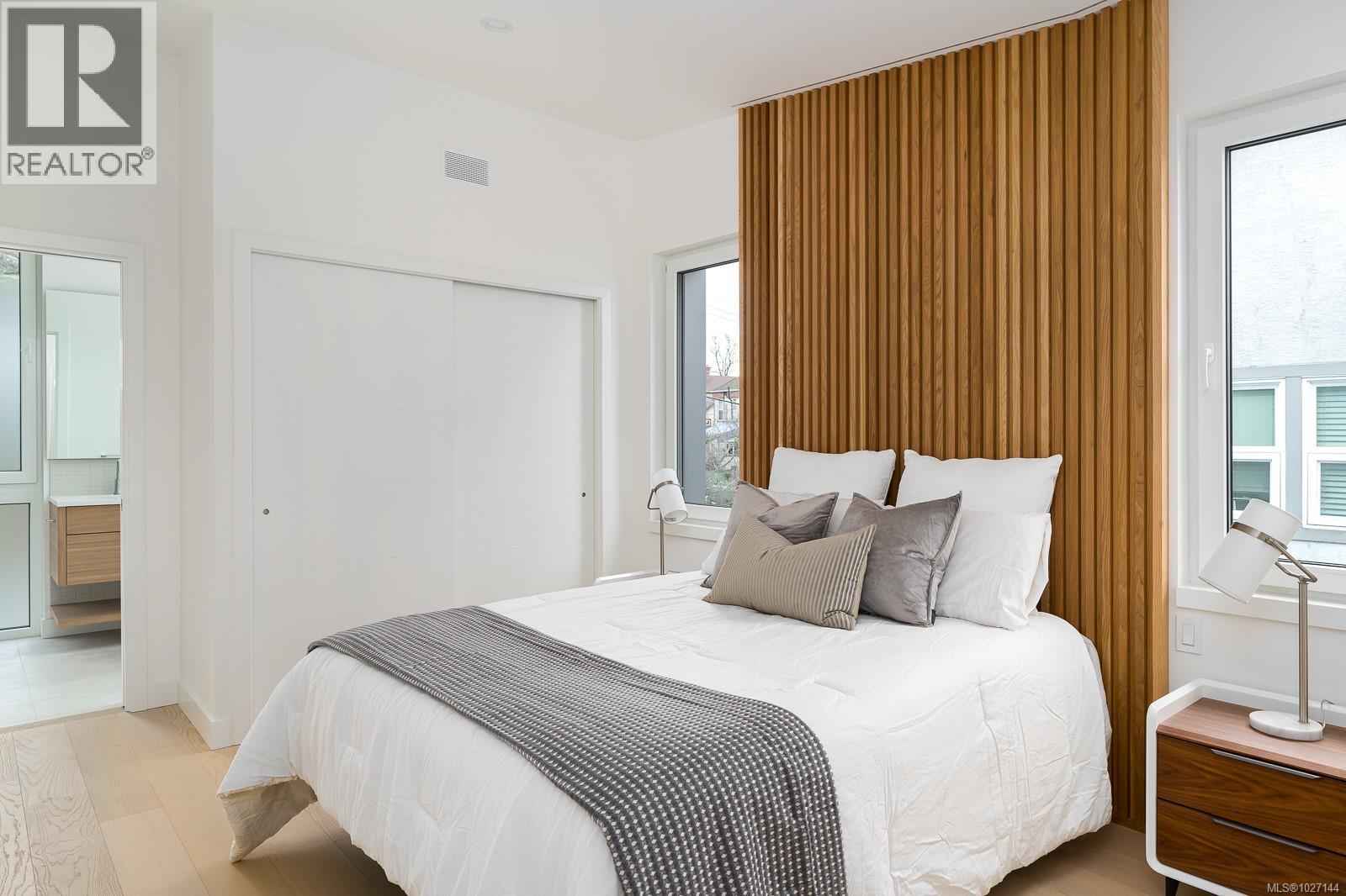 3 1417 May Street, Victoria