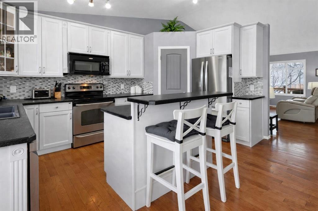 230 Aspen Creek Crescent - Photo 3 of 48, Strathmore, Alberta