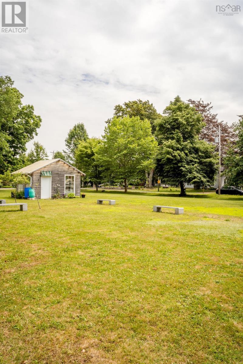 Property 32 of 39 of 204 151 Ritchie Street