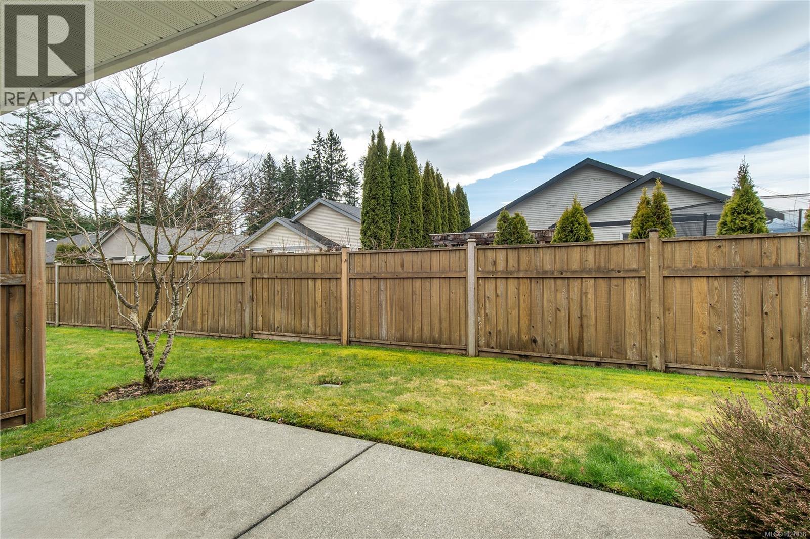 #6 3400 Coniston Cres - 26
