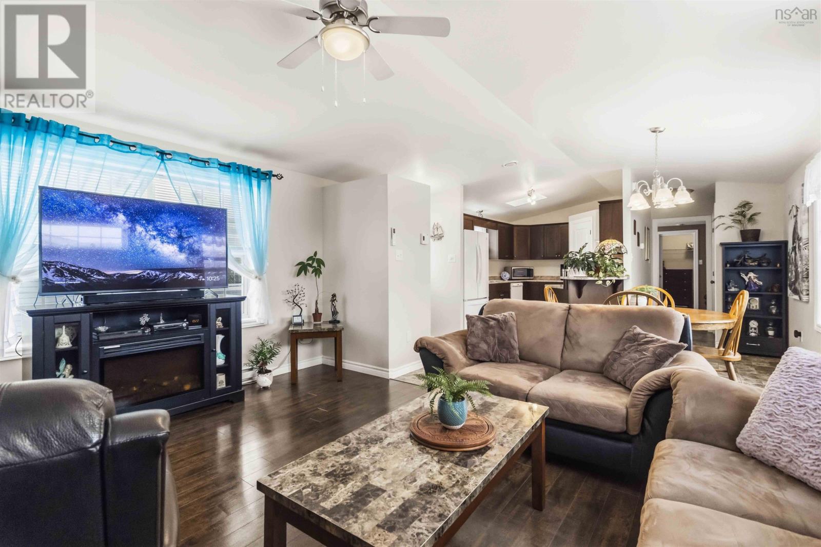 Property 7 of 34 of 65 Bonavista Drive