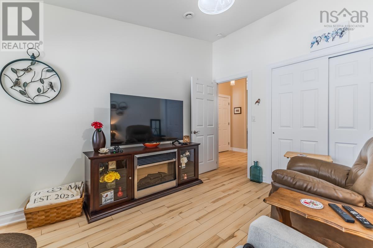 Property 33 of 41 of 30 COVINGTON Place