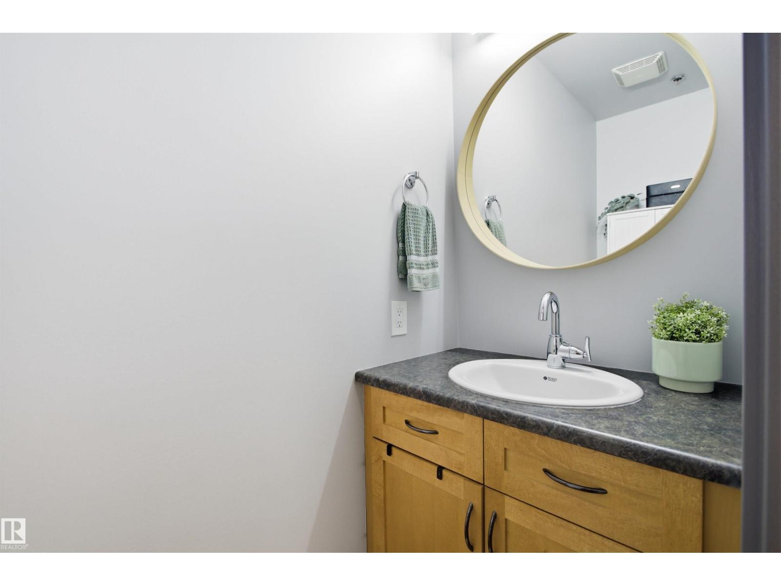 #312 9750 94 ST NW - Photo 5 of 40, Edmonton, Alberta