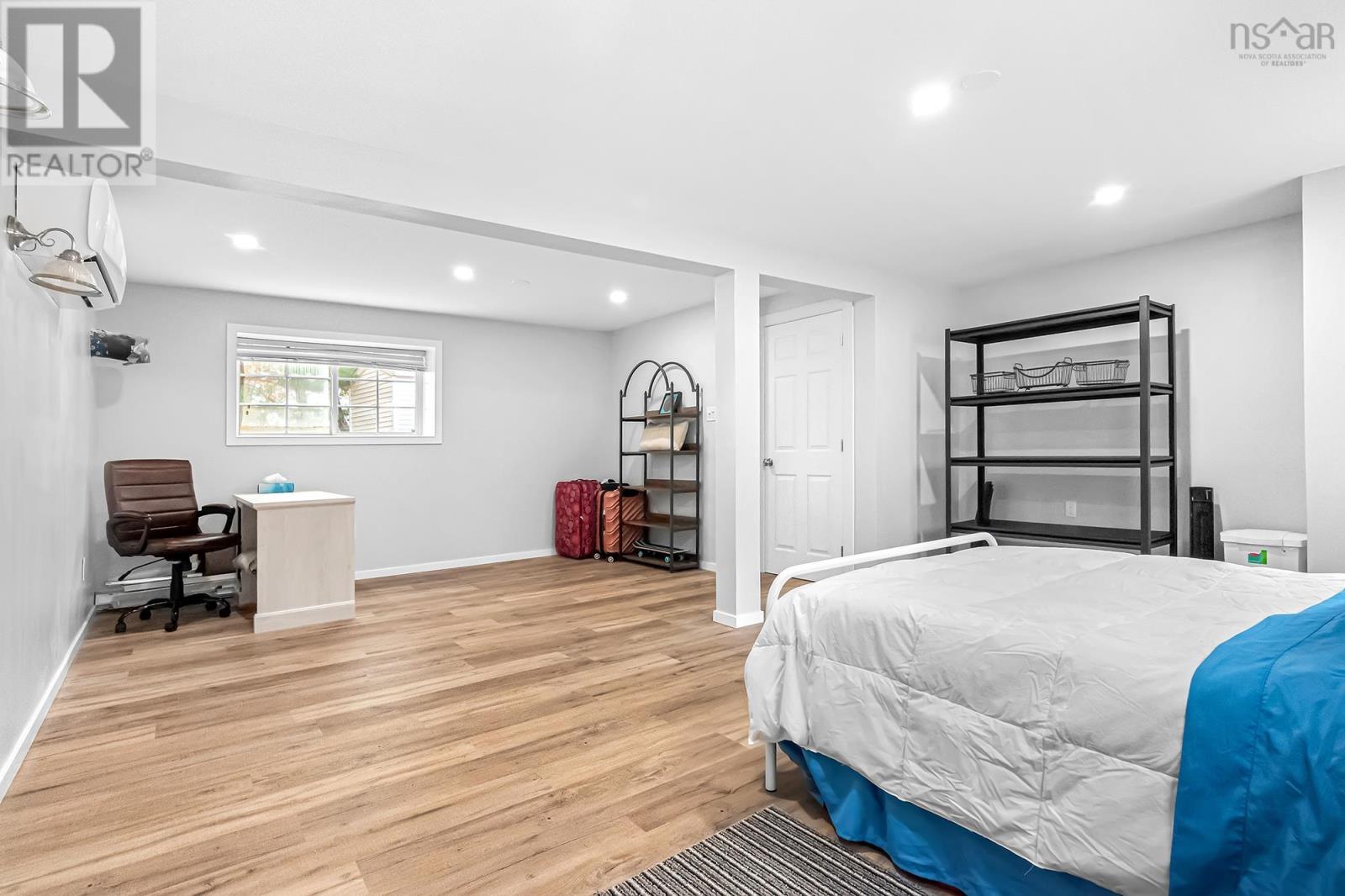 Property 21 of 46 of 73 Union Street