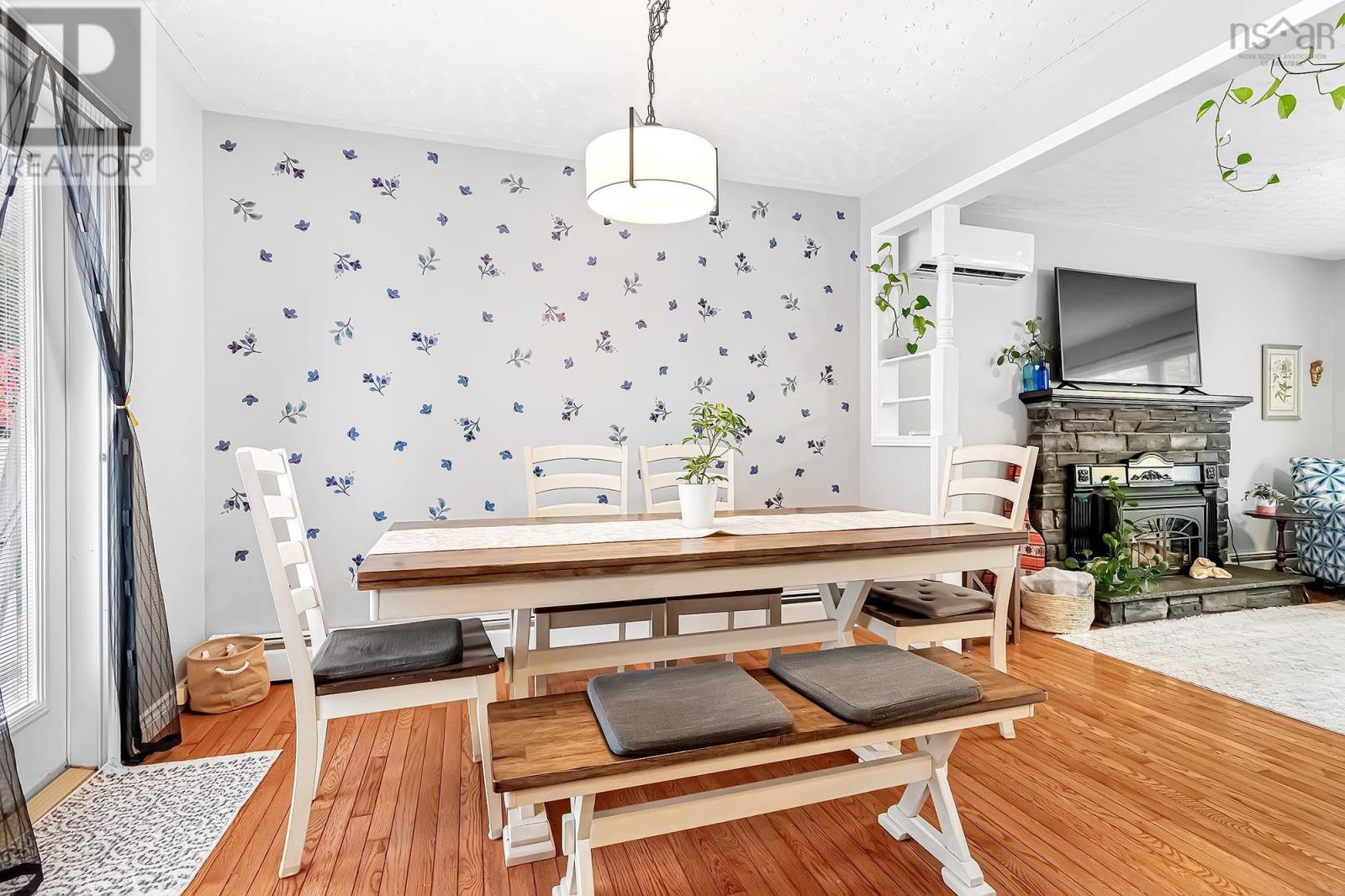 Property 9 of 46 of 73 Union Street