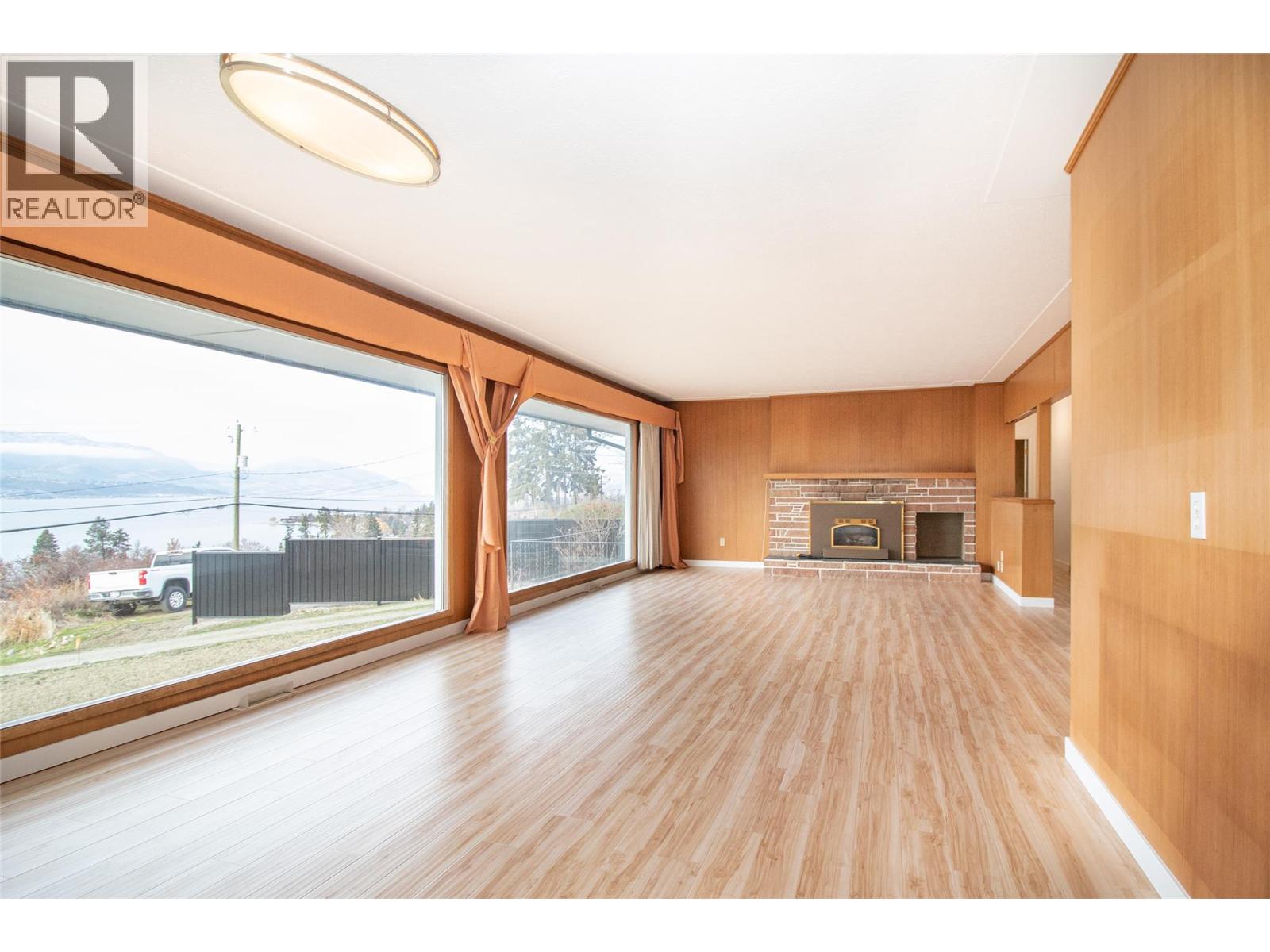  4829 Lakeshore Road, Kelowna