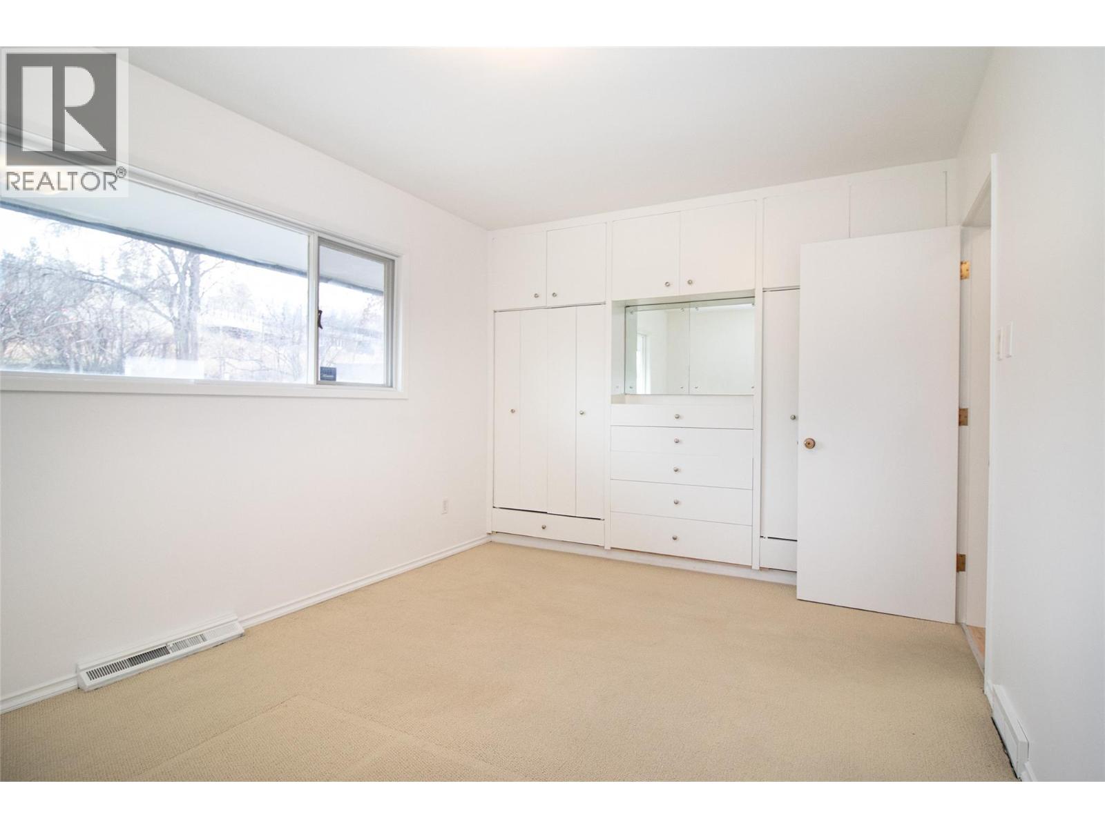  4829 Lakeshore Road, Kelowna