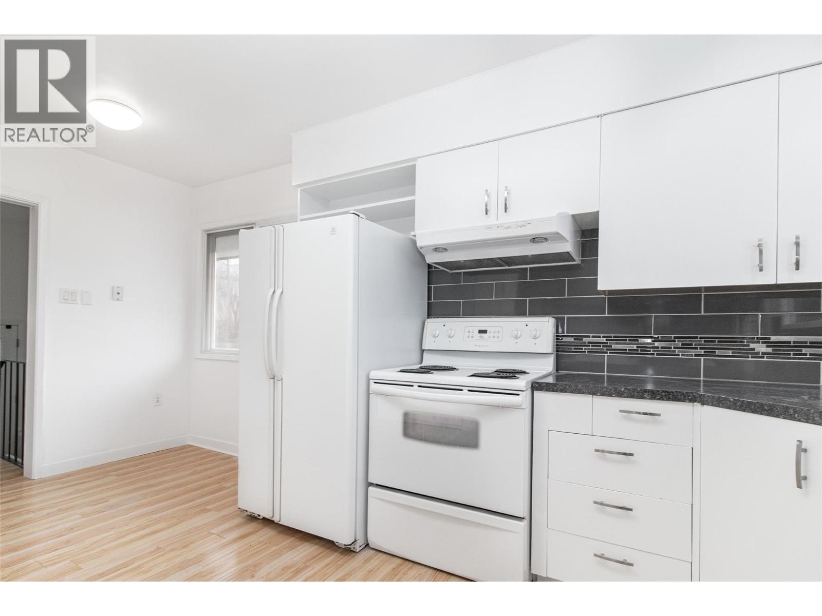  4829 Lakeshore Road, Kelowna