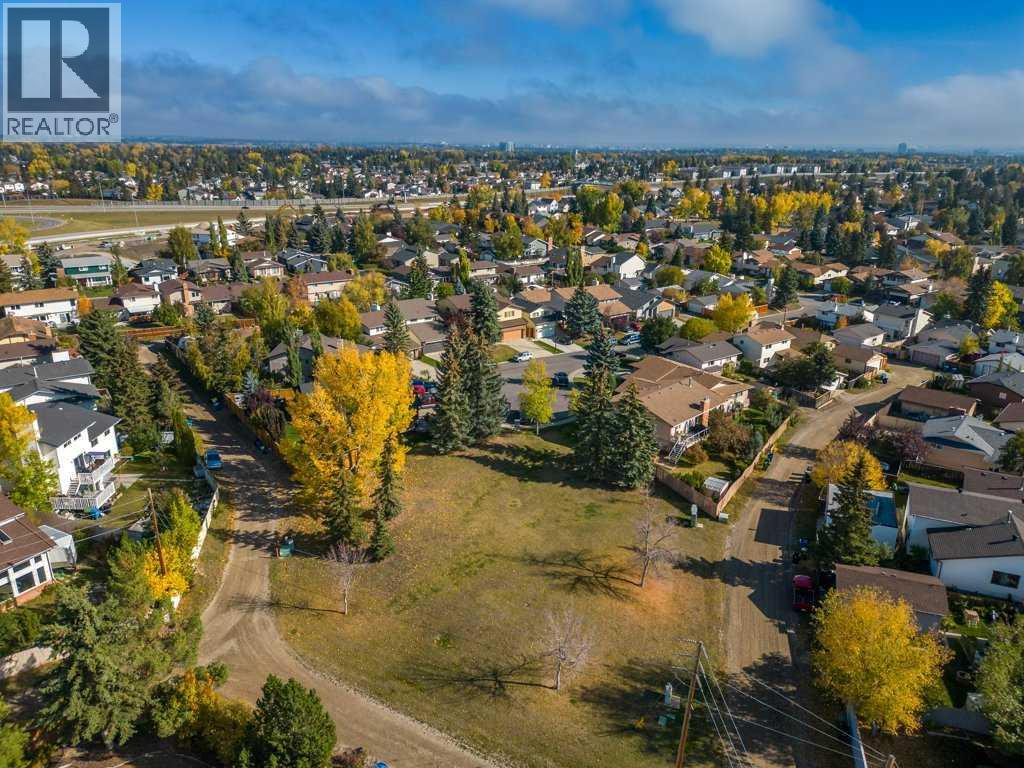 Single Family House for Sale in  Woodmont Terrace SW Woodbine Calgary 