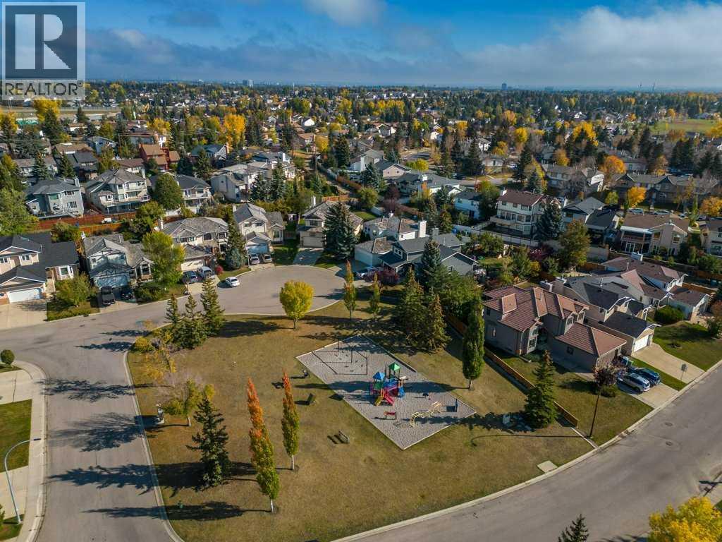 Single Family House for Sale in  Woodmont Terrace SW Woodbine Calgary 