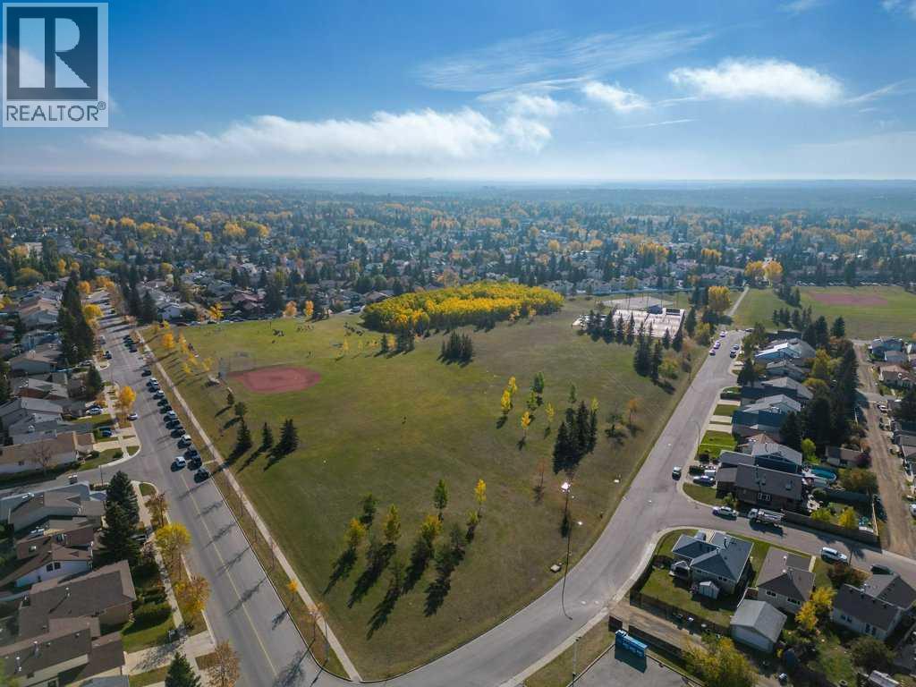 Single Family House for Sale in  Woodmont Terrace SW Woodbine Calgary 