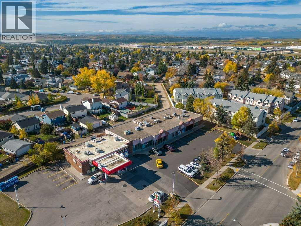 Single Family House for Sale in  Woodmont Terrace SW Woodbine Calgary 