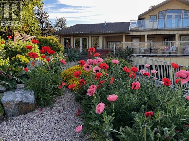  660 Pineview Drive, Kaleden