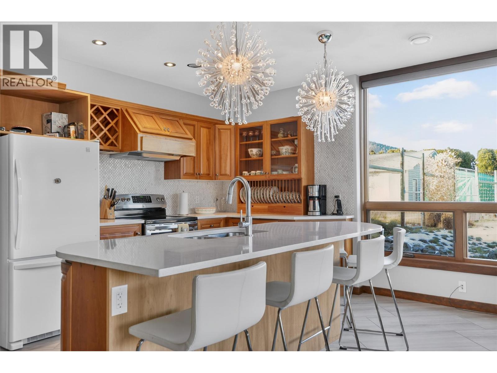  660 Pineview Drive, Kaleden