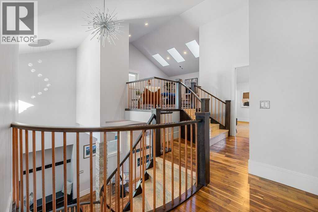 Single Family House for Sale in   Avenue NE Winston Heights/Mountview Calgary 