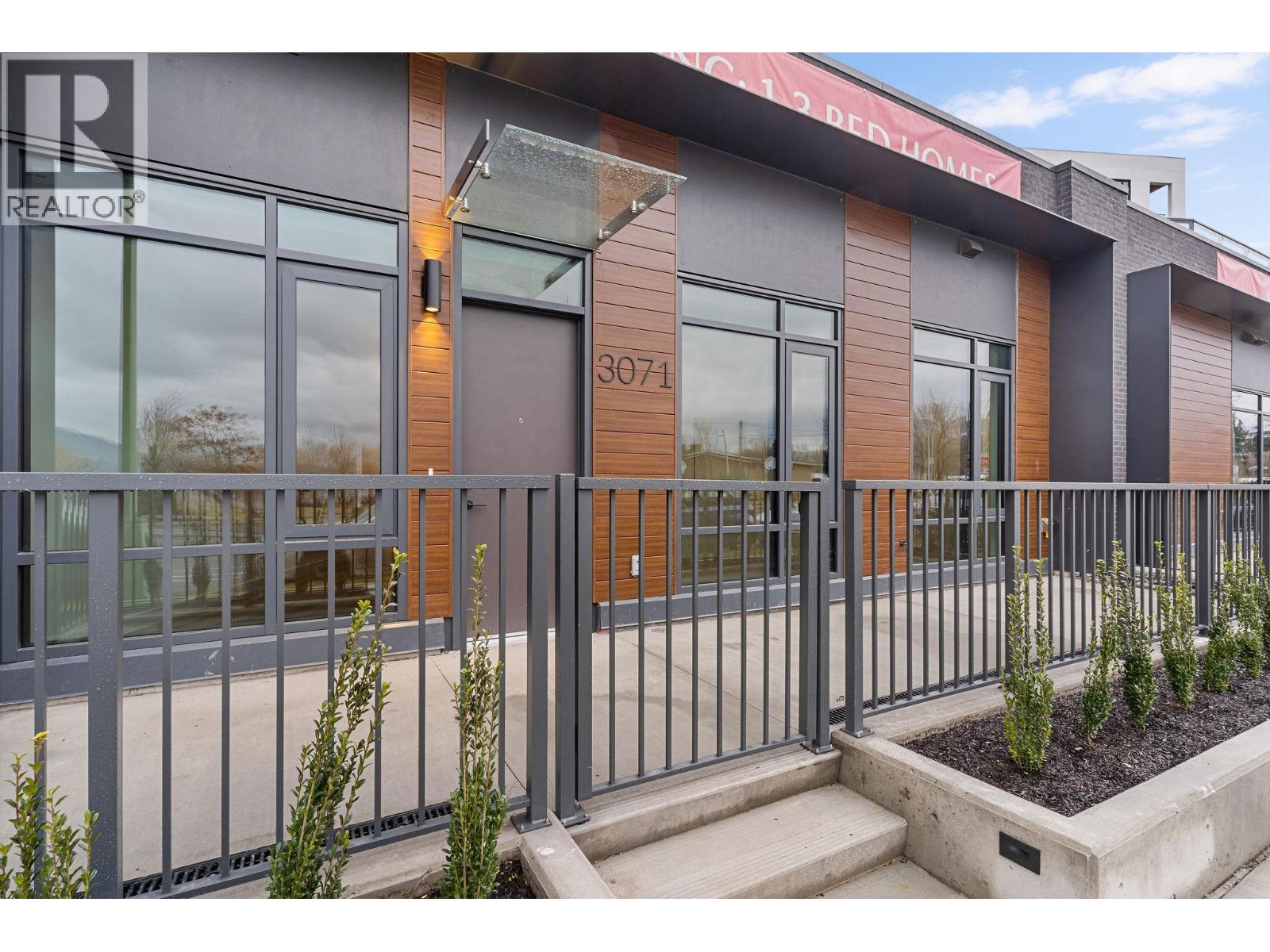  3071 Abbott Street, Kelowna