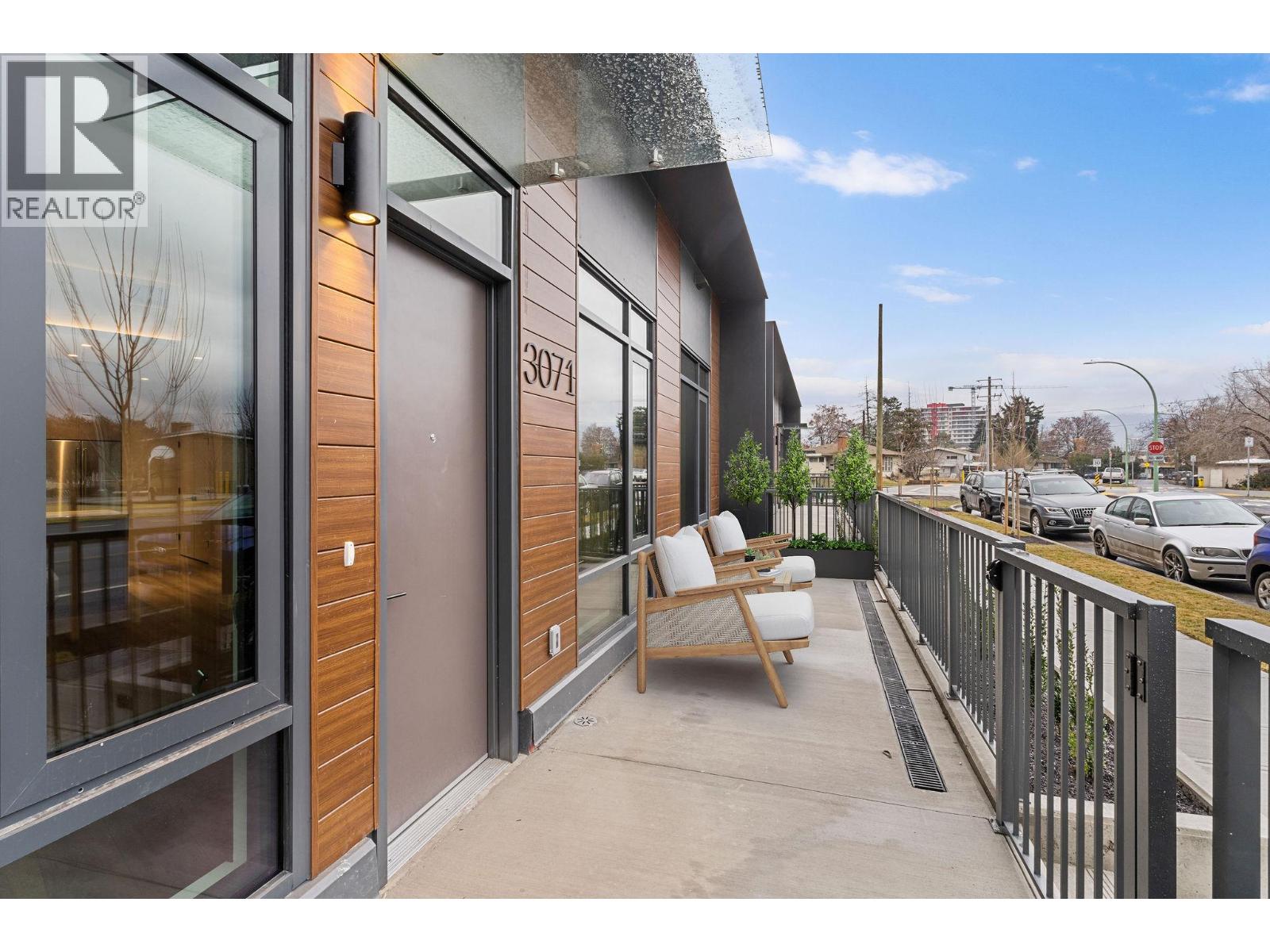  3071 Abbott Street, Kelowna