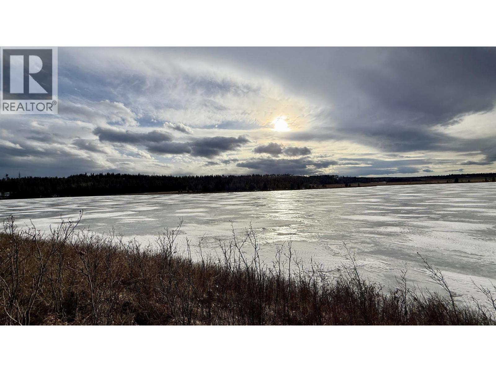 5456 CARLSON ROAD - Photo 3 of 40, 108 Mile Ranch, British Columbia