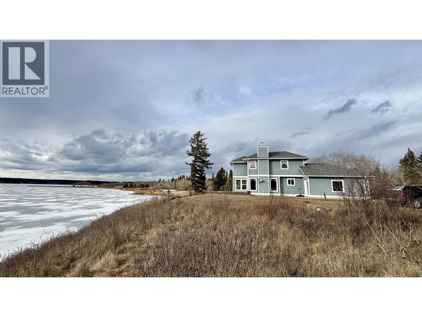 5456 CARLSON ROAD - Photo 4 of 40, 108 Mile Ranch, British Columbia