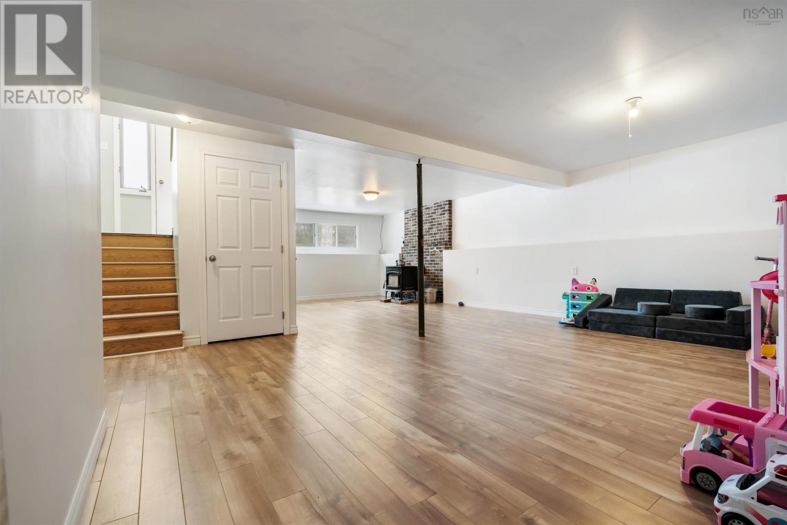 Property 25 of 43 of 6540 Highway 4