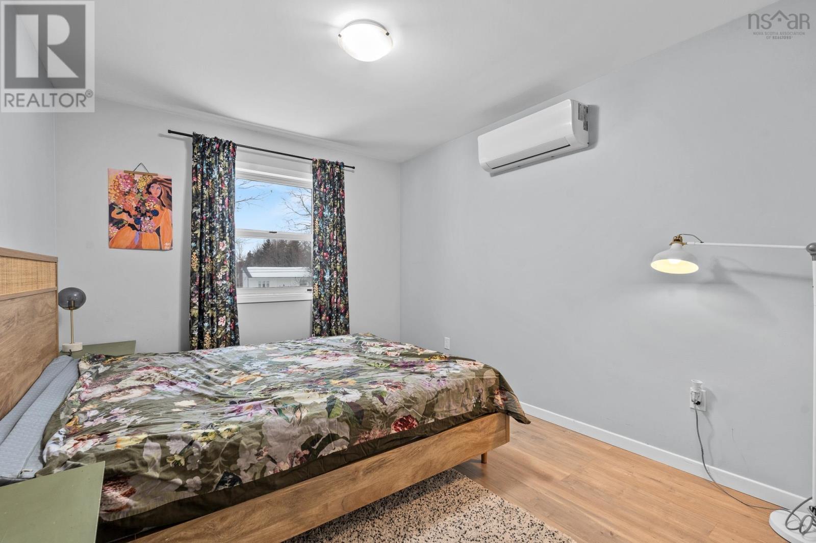 Property 7 of 20 of 346 Lamont Road