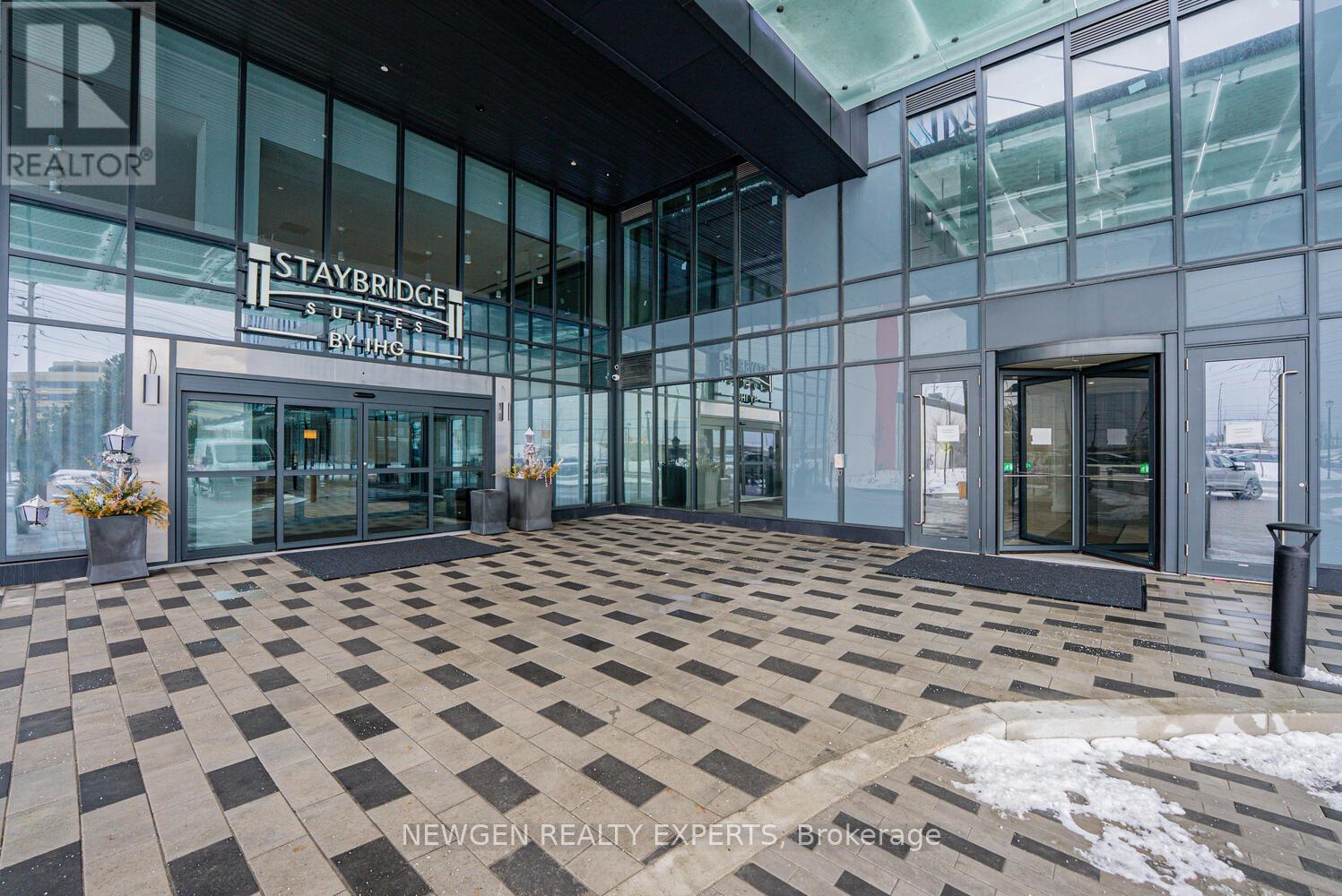 319 - 996 MARTIN GROVE ROAD - Photo 3 of 27, Toronto (West Humber-Clairville), Ontario