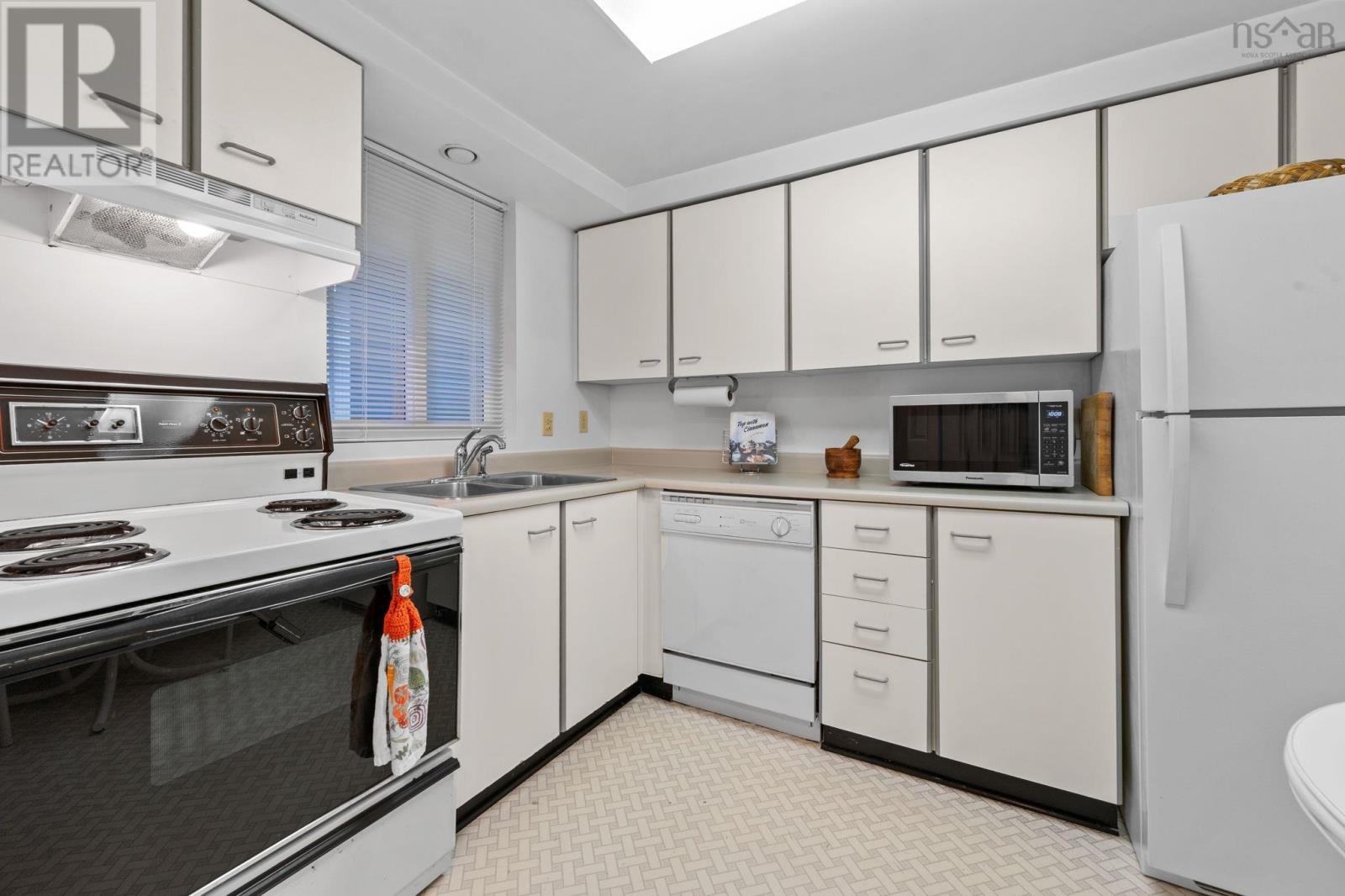 Property 7 of 23 of 310 61 Nelsons Landing Boulevard