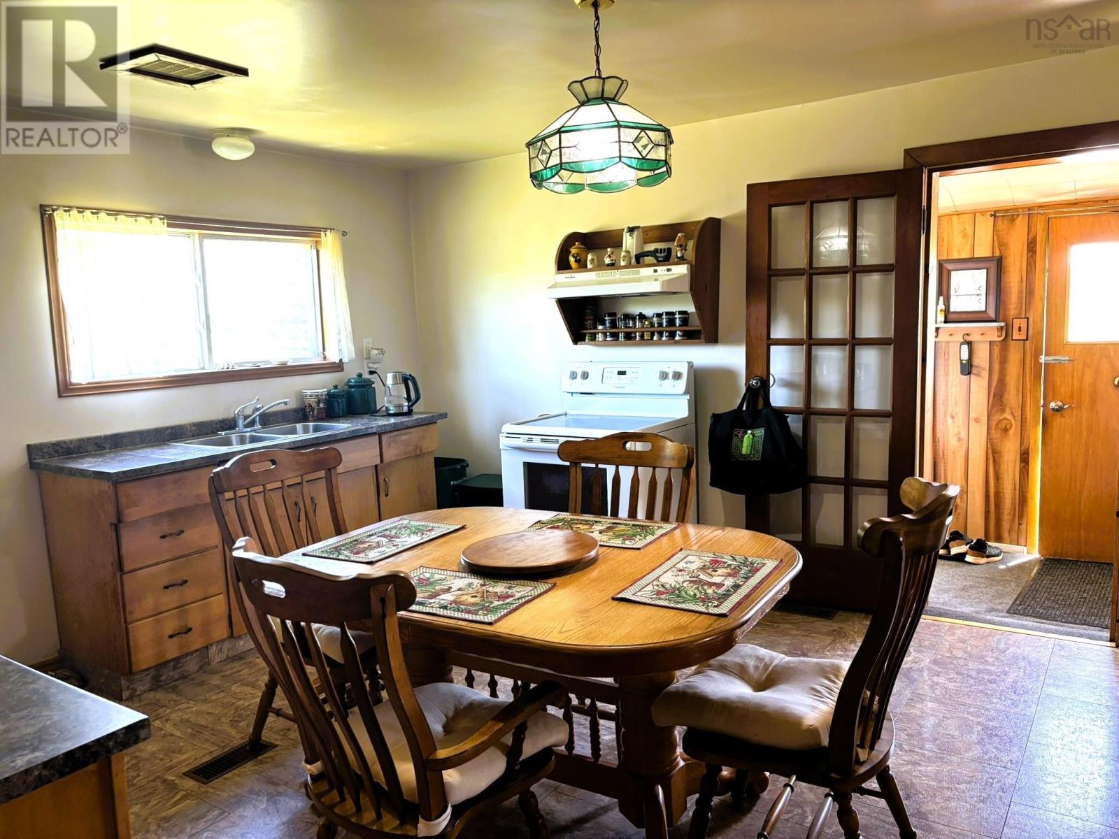 Property 9 of 27 of 7643 Hwy#2 Highway