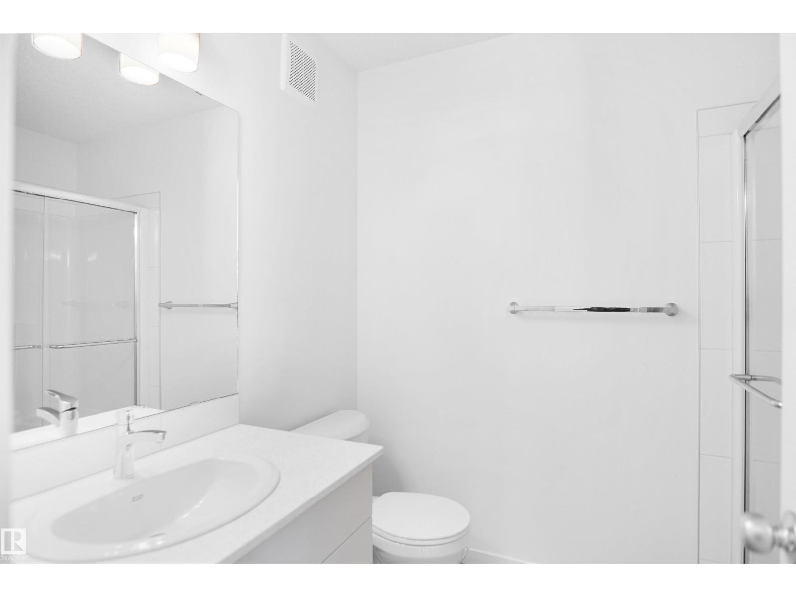 
          40 531 MERLIN LANDING LD NW
            <br/>
            <span>Edmonton</span>
            , 
            <span>AB</span>
             <span>T5Y4B7</span>
         - Photo 17