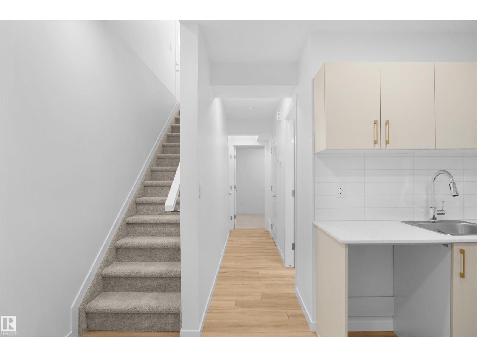 
          40 531 MERLIN LANDING LD NW
            <br/>
            <span>Edmonton</span>
            , 
            <span>AB</span>
             <span>T5Y4B7</span>
         - Photo 14