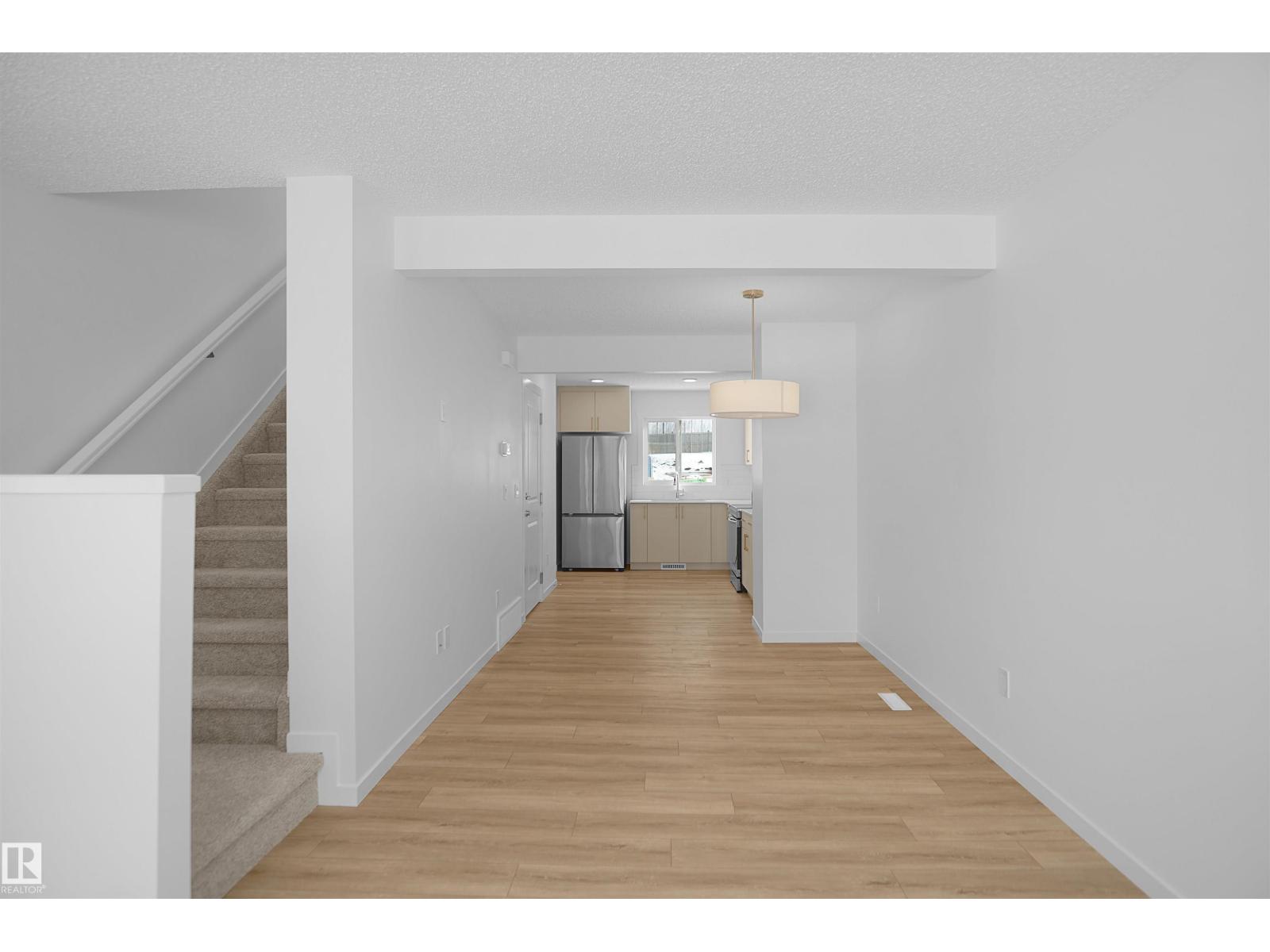 
          40 531 MERLIN LANDING LD NW
            <br/>
            <span>Edmonton</span>
            , 
            <span>AB</span>
             <span>T5Y4B7</span>
         - Photo 12