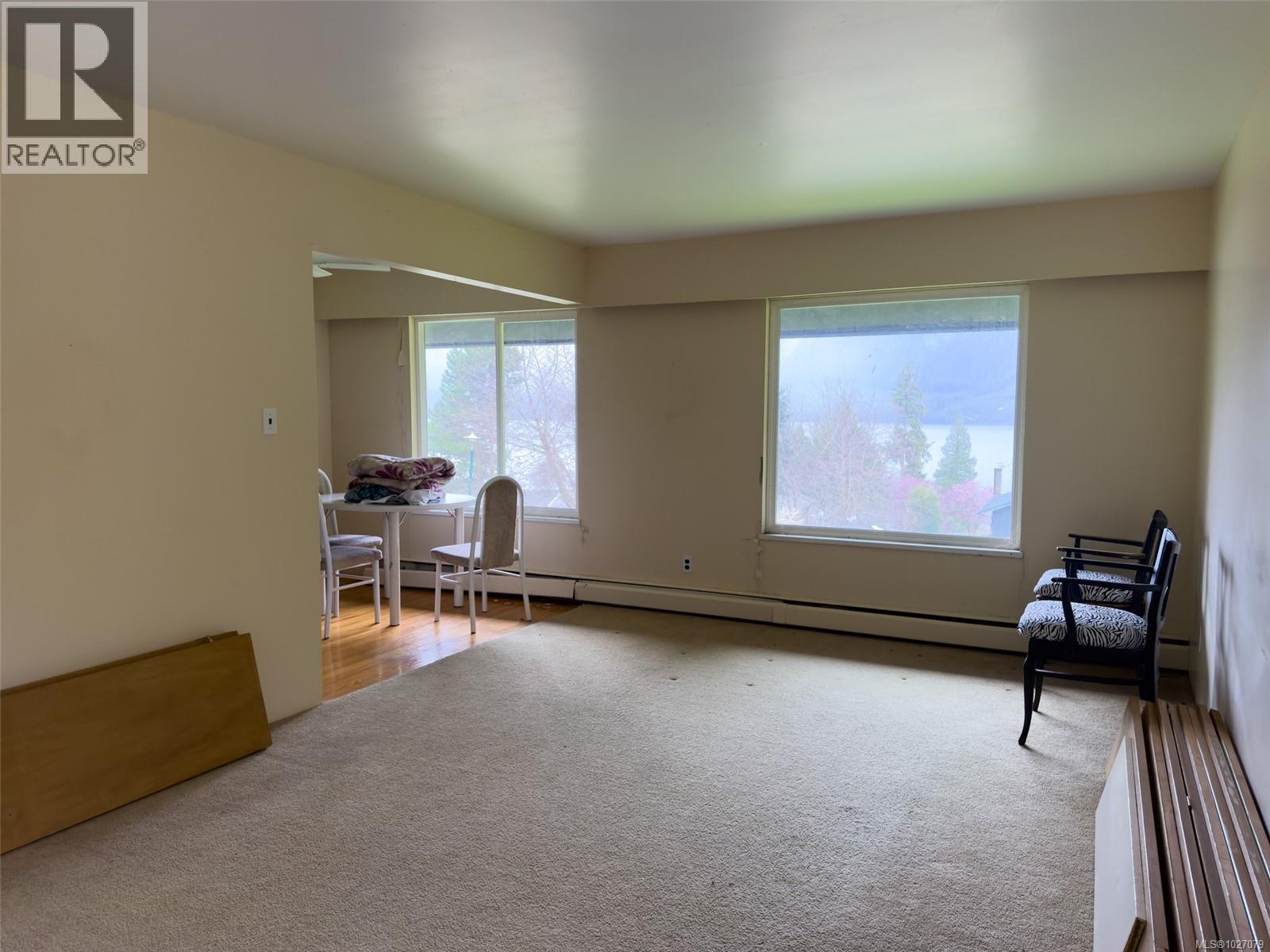 #404 1083 MAQUINNA AVE - 6