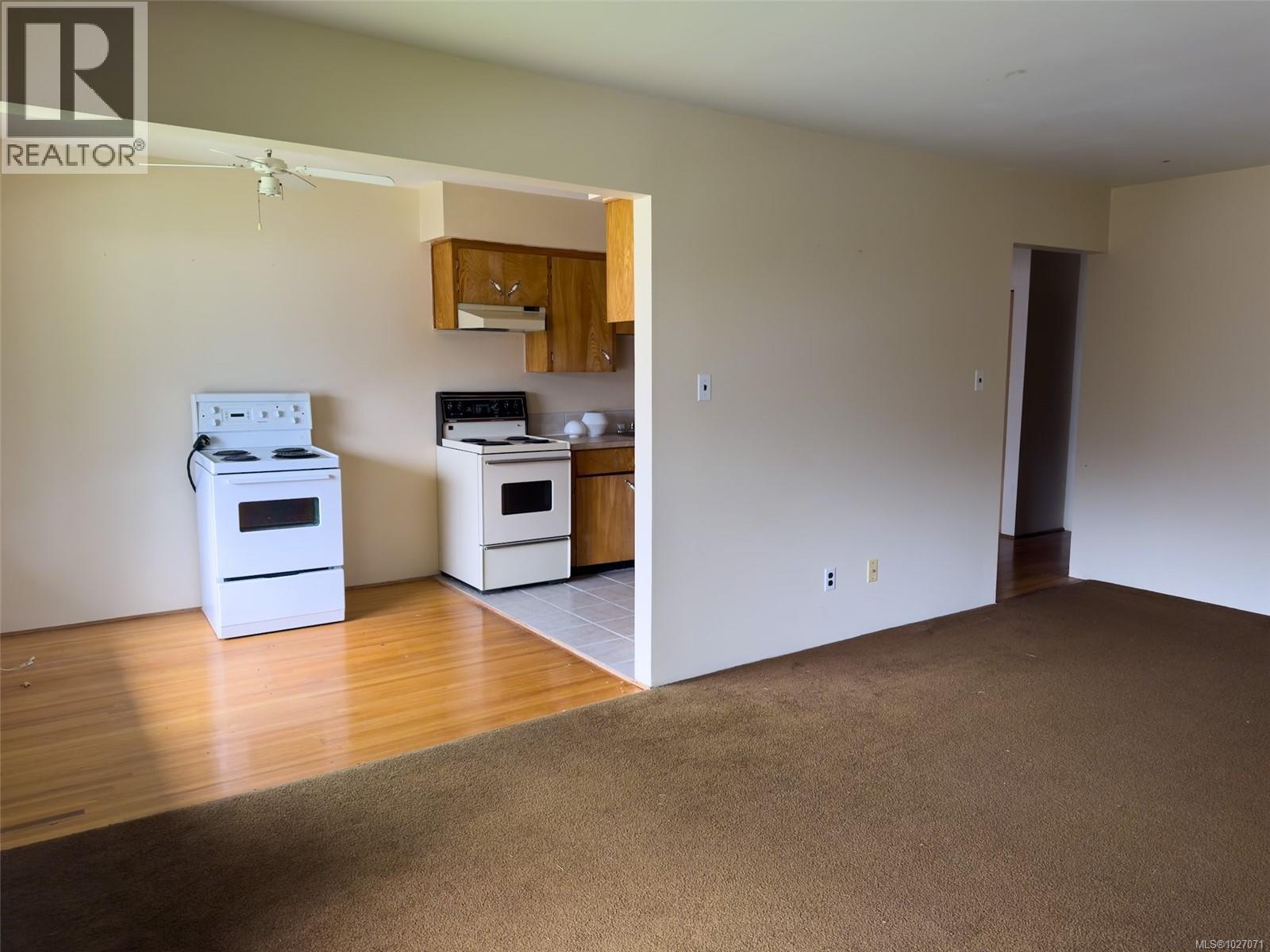 #403 1083 MAQUINNA AVE - 6