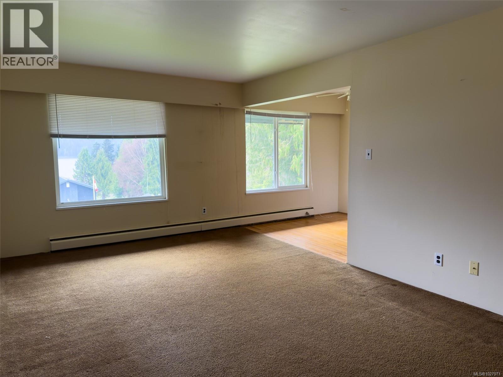 #403 1083 MAQUINNA AVE - 7