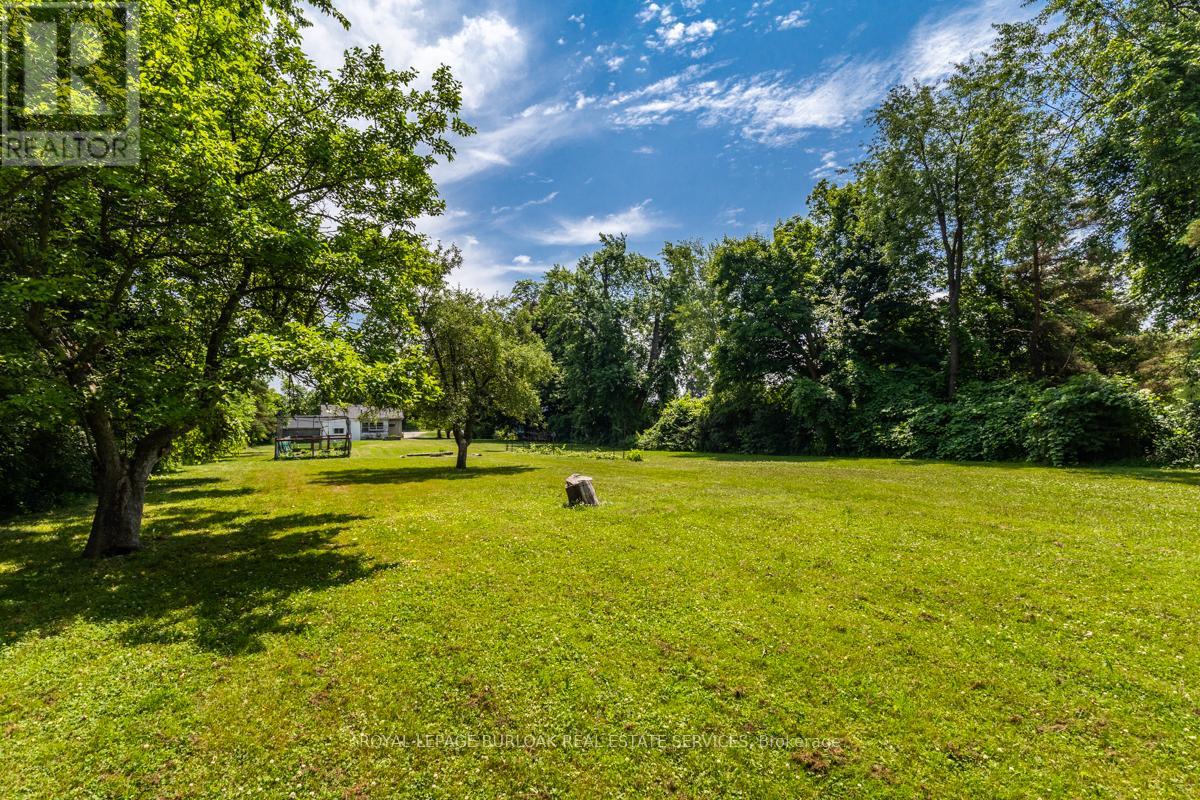 2718 UPPER JAMES STREET - 25