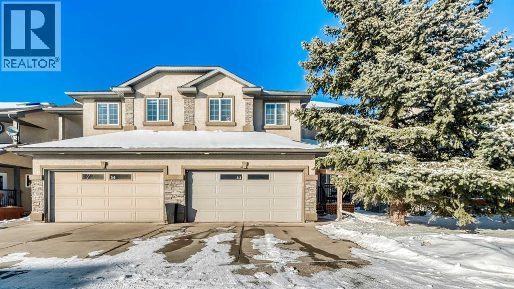 32 Prominence Park SW - Photo 2 of 45, Calgary, Alberta