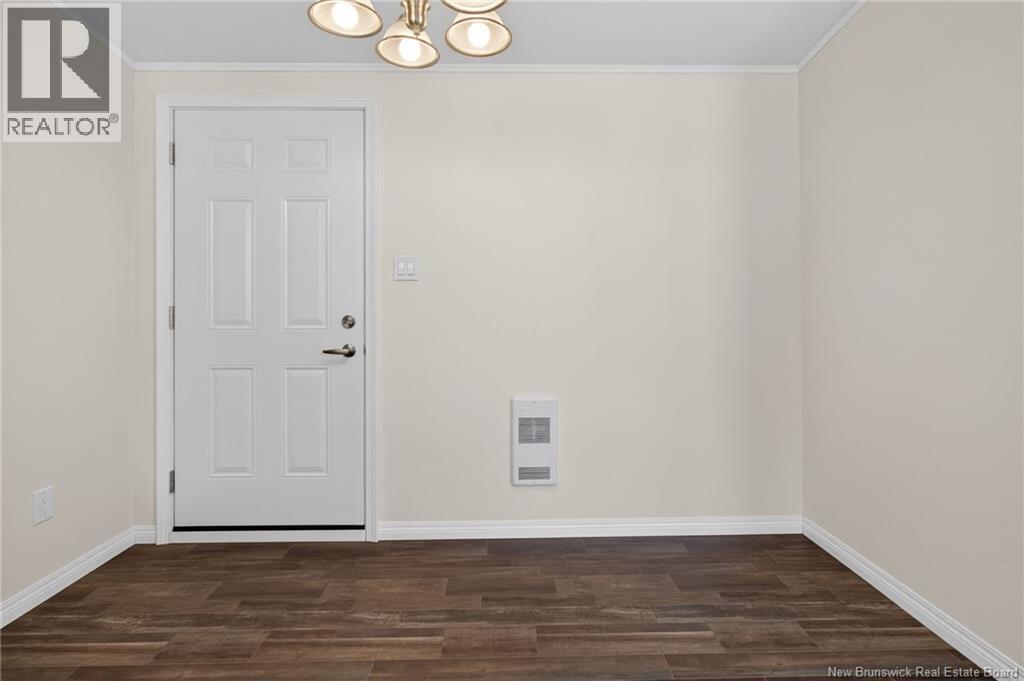 8 Chickadee Street - 16