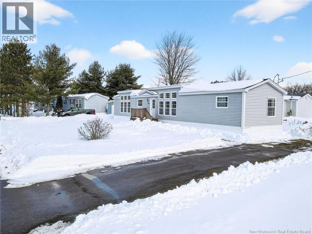 8 Chickadee Street - 38