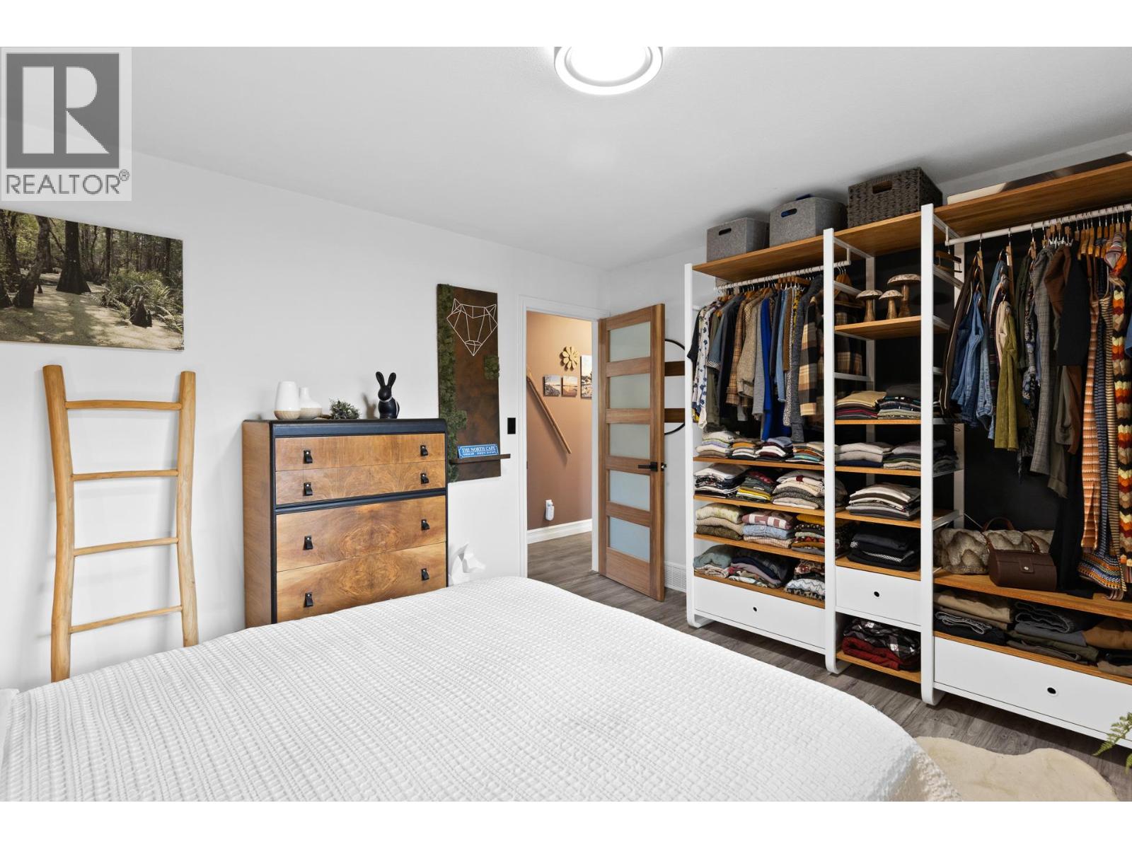 2426 Collingwood Road - 16