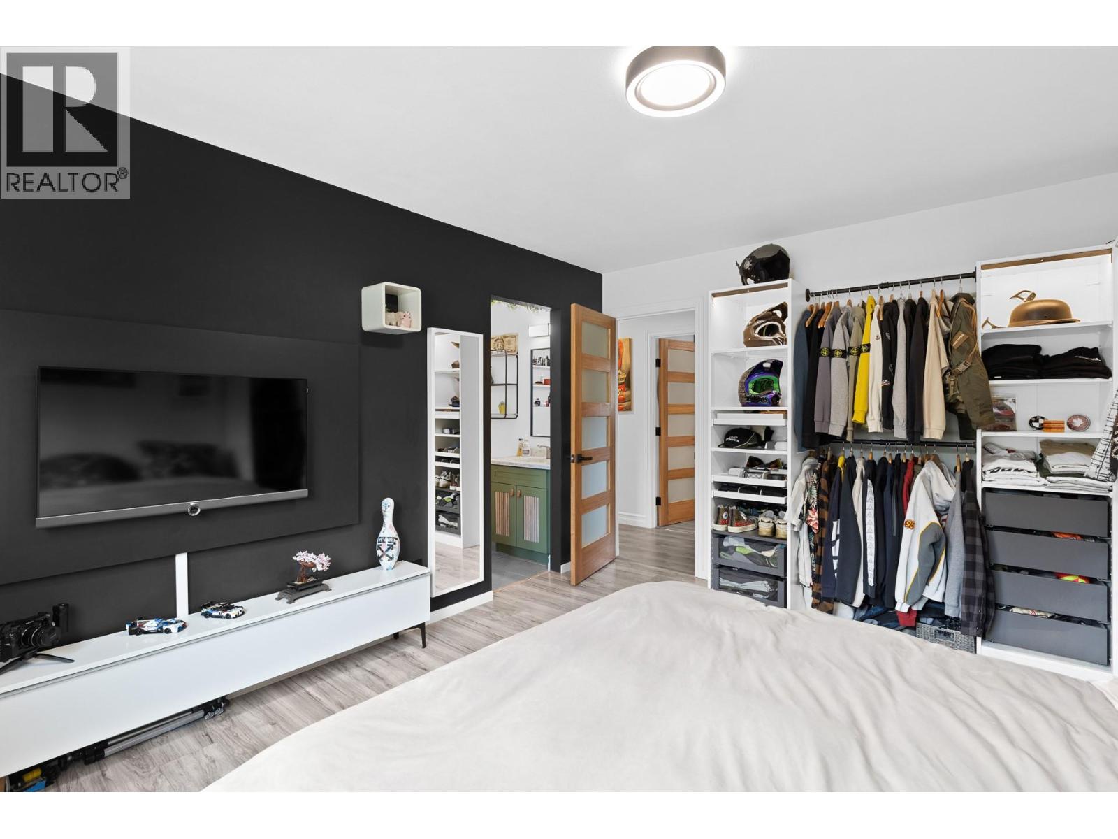 2426 Collingwood Road - 19