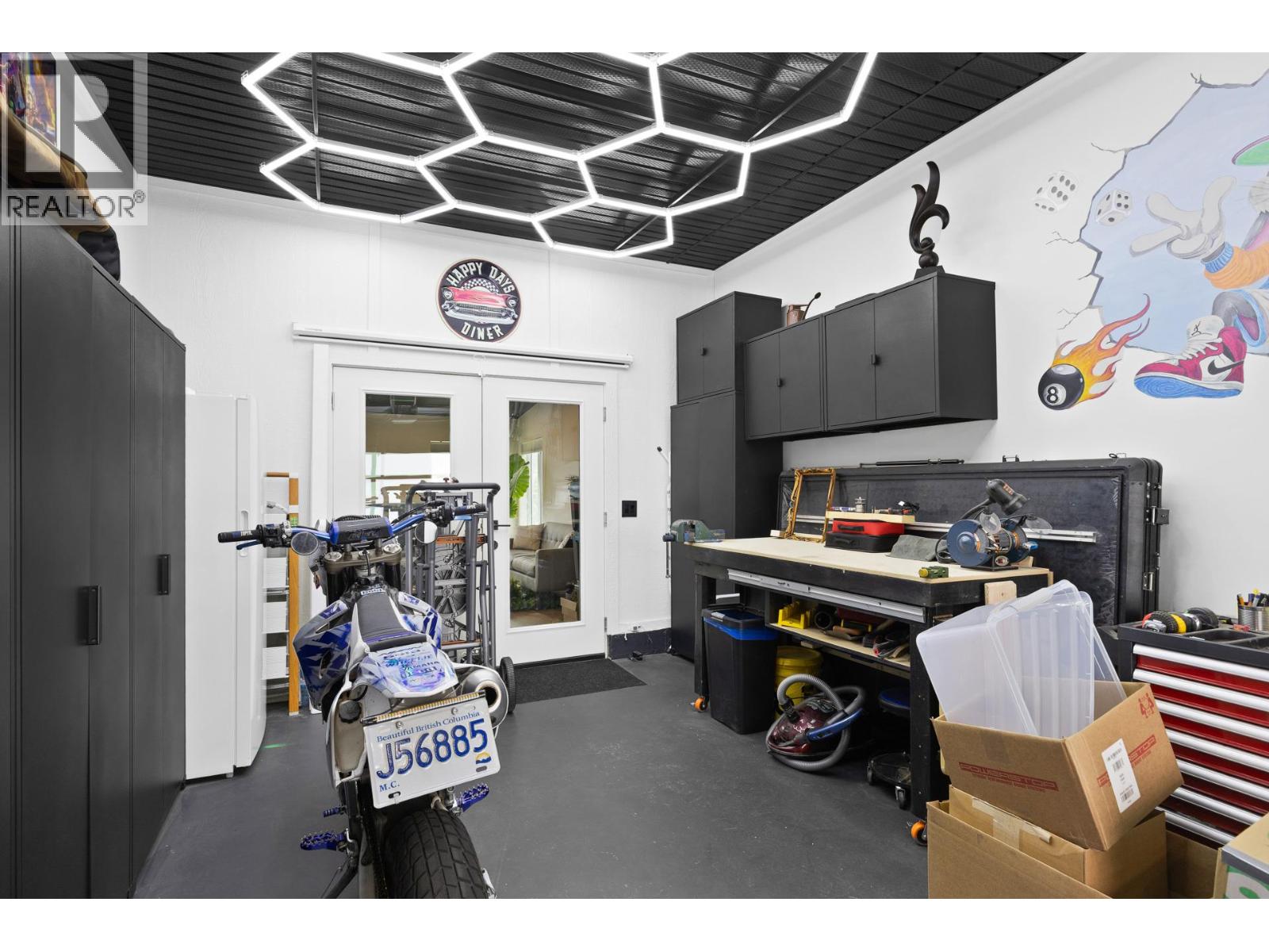 2426 Collingwood Road, West Kelowna