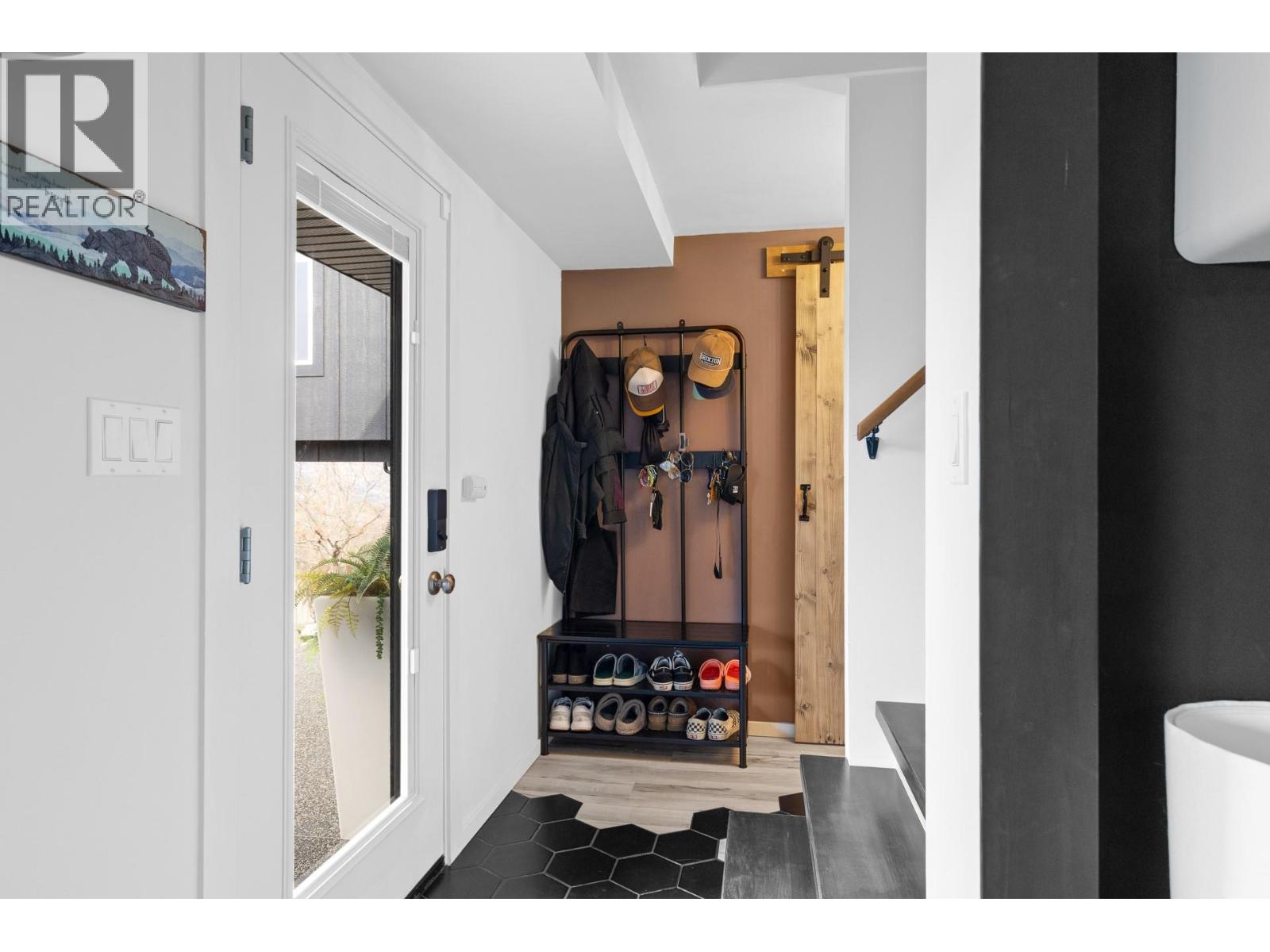 2426 Collingwood Road, West Kelowna