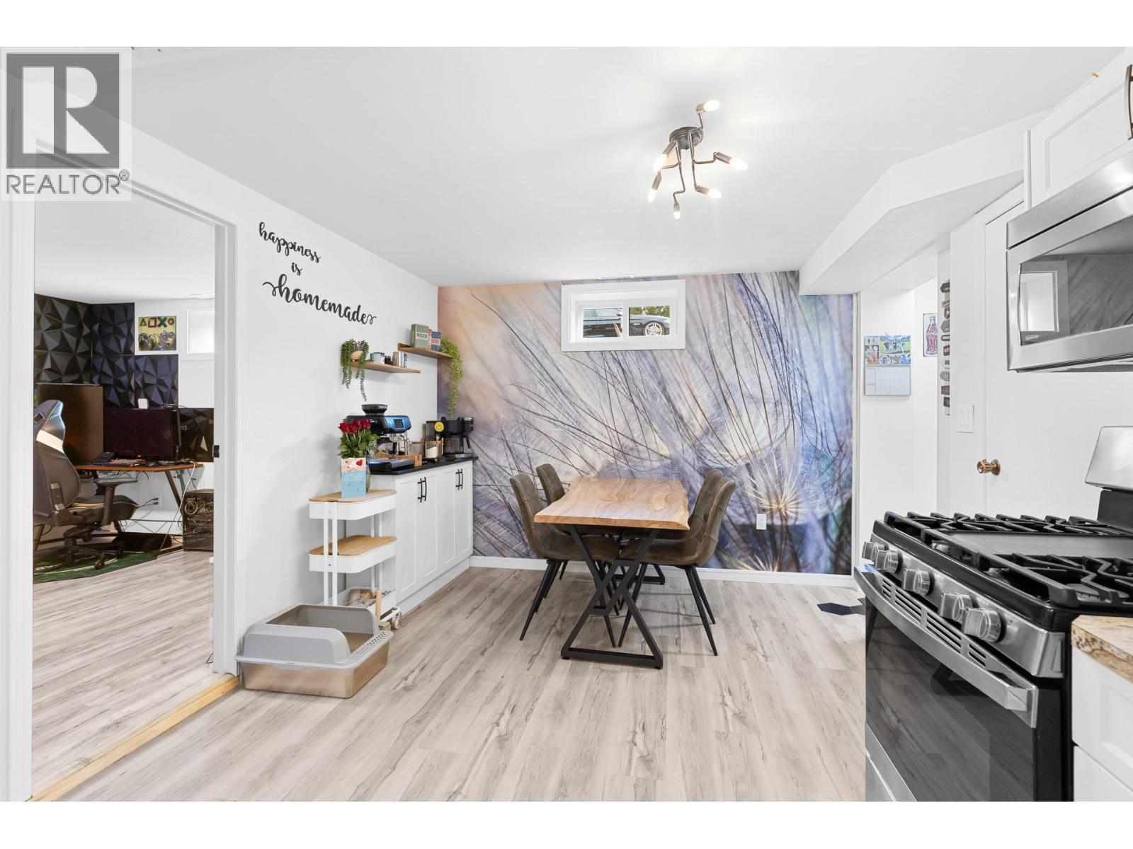 2426 Collingwood Road, West Kelowna