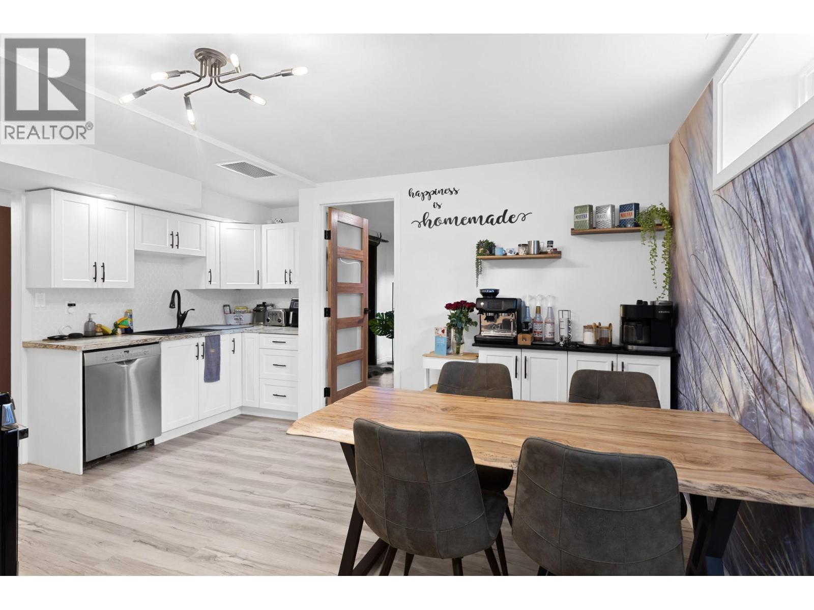 2426 Collingwood Road, West Kelowna