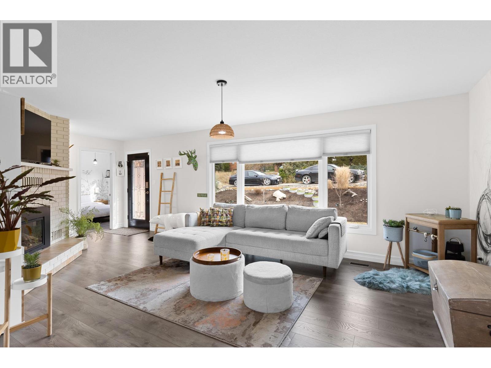 2426 Collingwood Road, West Kelowna