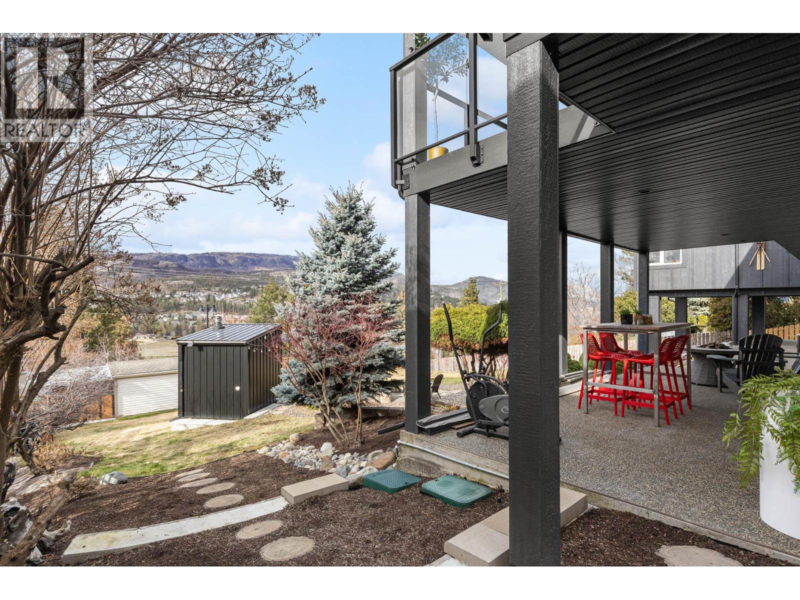 2426 Collingwood Road, West Kelowna